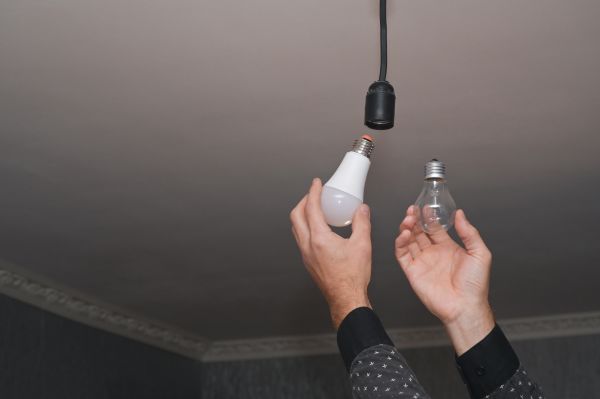 Light Bulbs Replacement in Kailua Kona