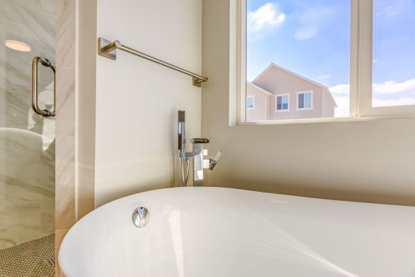 Towel Rod Installation in Kailua Kona